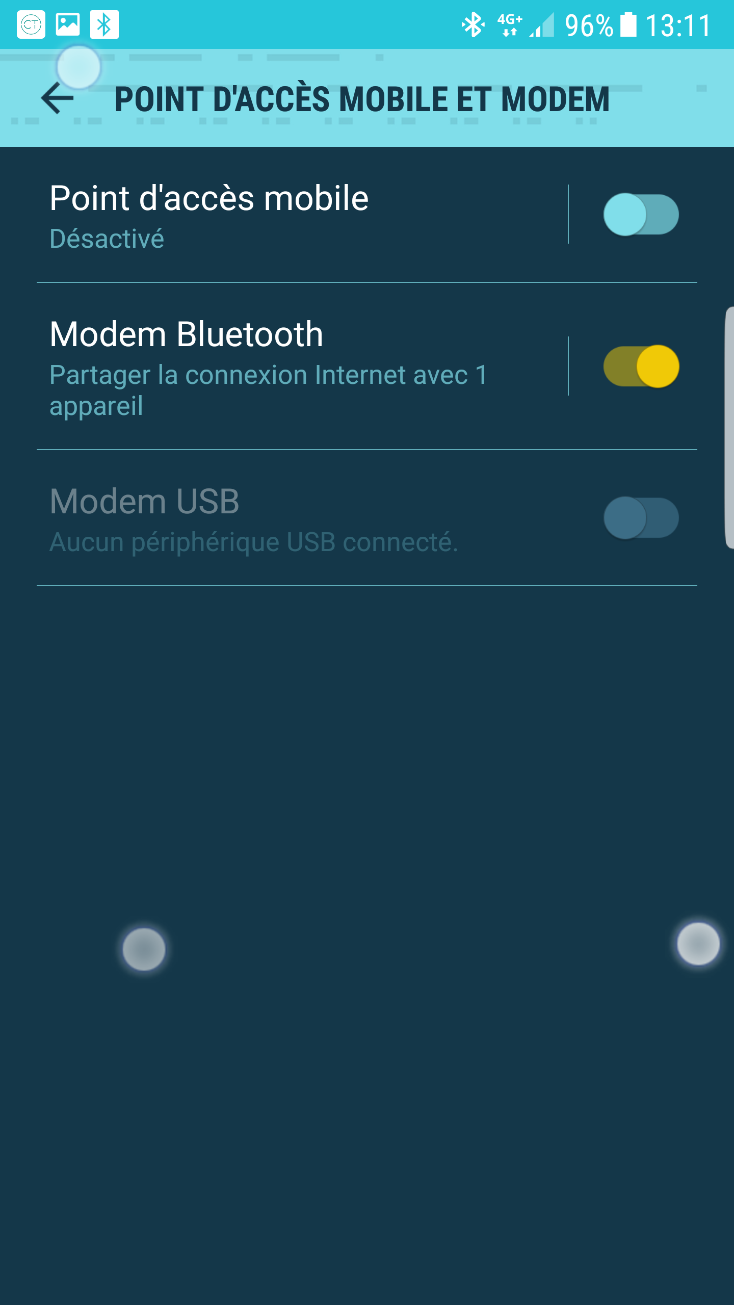 Android > Préférences > Connexions > Point d'acces modile et modem